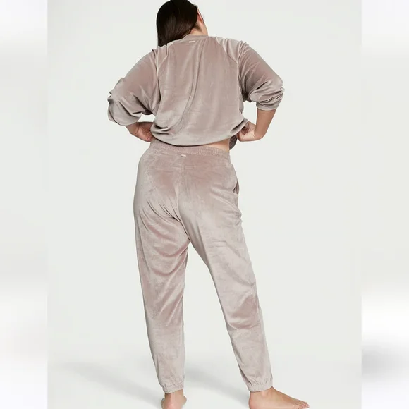 NWT! VICTORIA'S SECRET VELOUR RIBBED LOUNGE PANTS (MED) - Picture 6 of 7